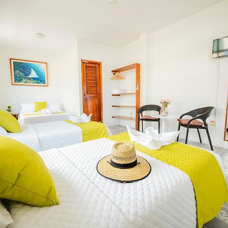 פורטו איורה Hostal Gardner Galapagos מראה חיצוני תמונה