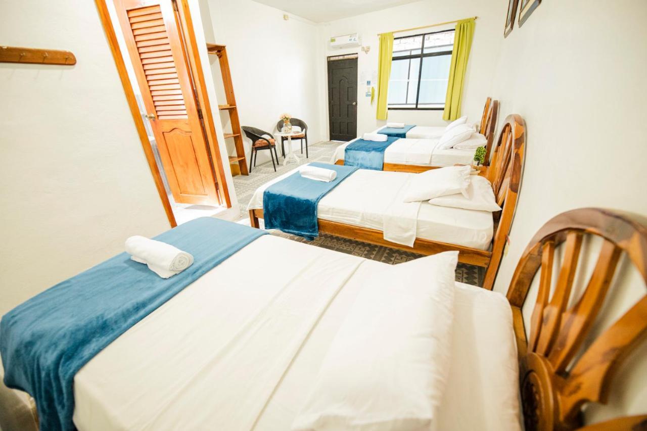 פורטו איורה Hostal Gardner Galapagos מראה חיצוני תמונה