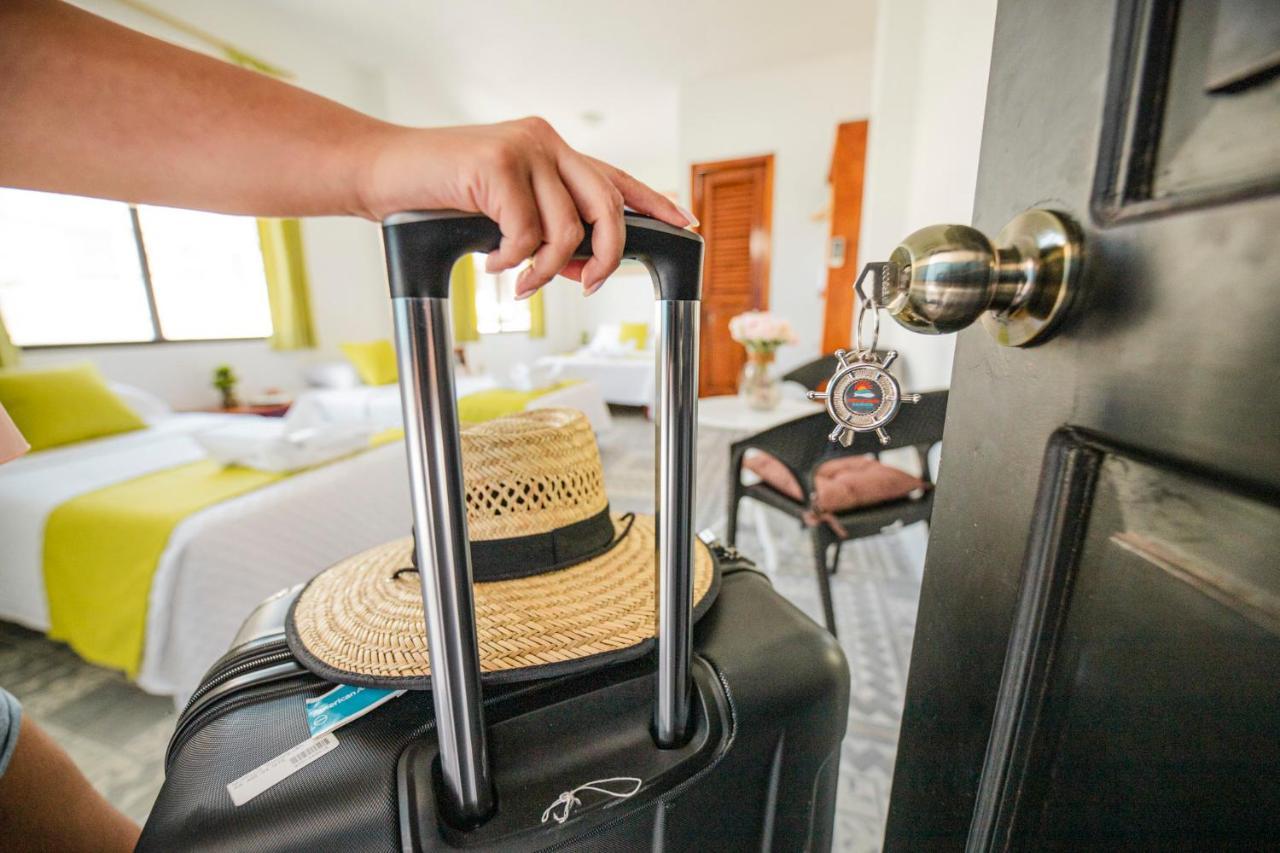 פורטו איורה Hostal Gardner Galapagos מראה חיצוני תמונה