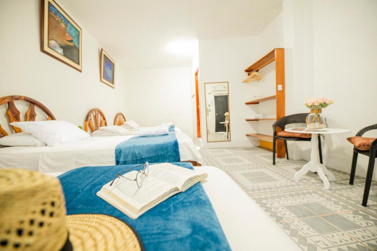 פורטו איורה Hostal Gardner Galapagos מראה חיצוני תמונה