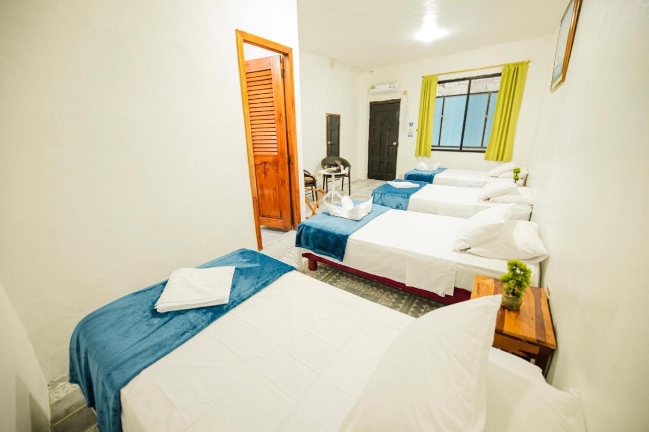 פורטו איורה Hostal Gardner Galapagos מראה חיצוני תמונה