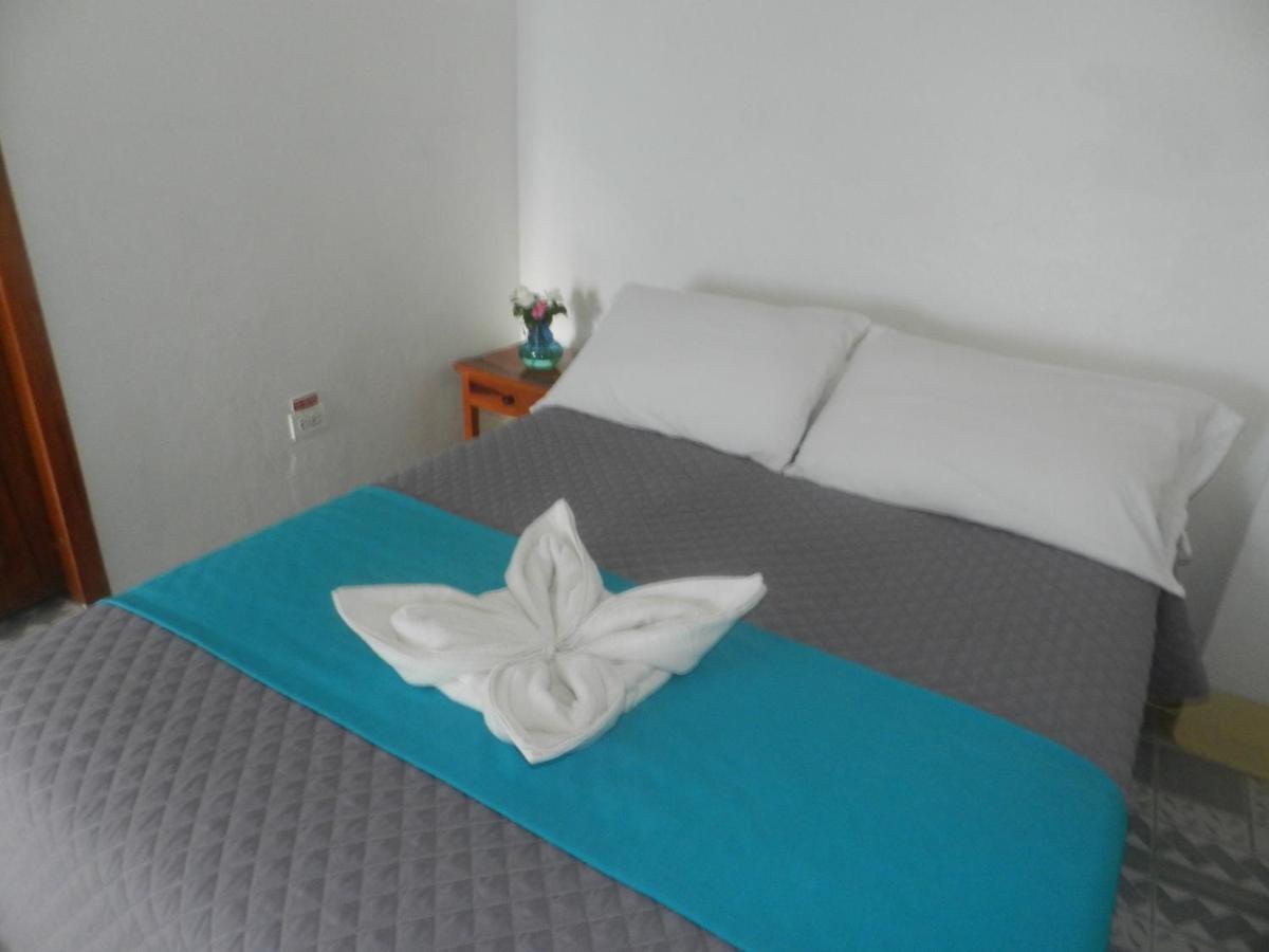 פורטו איורה Hostal Gardner Galapagos מראה חיצוני תמונה