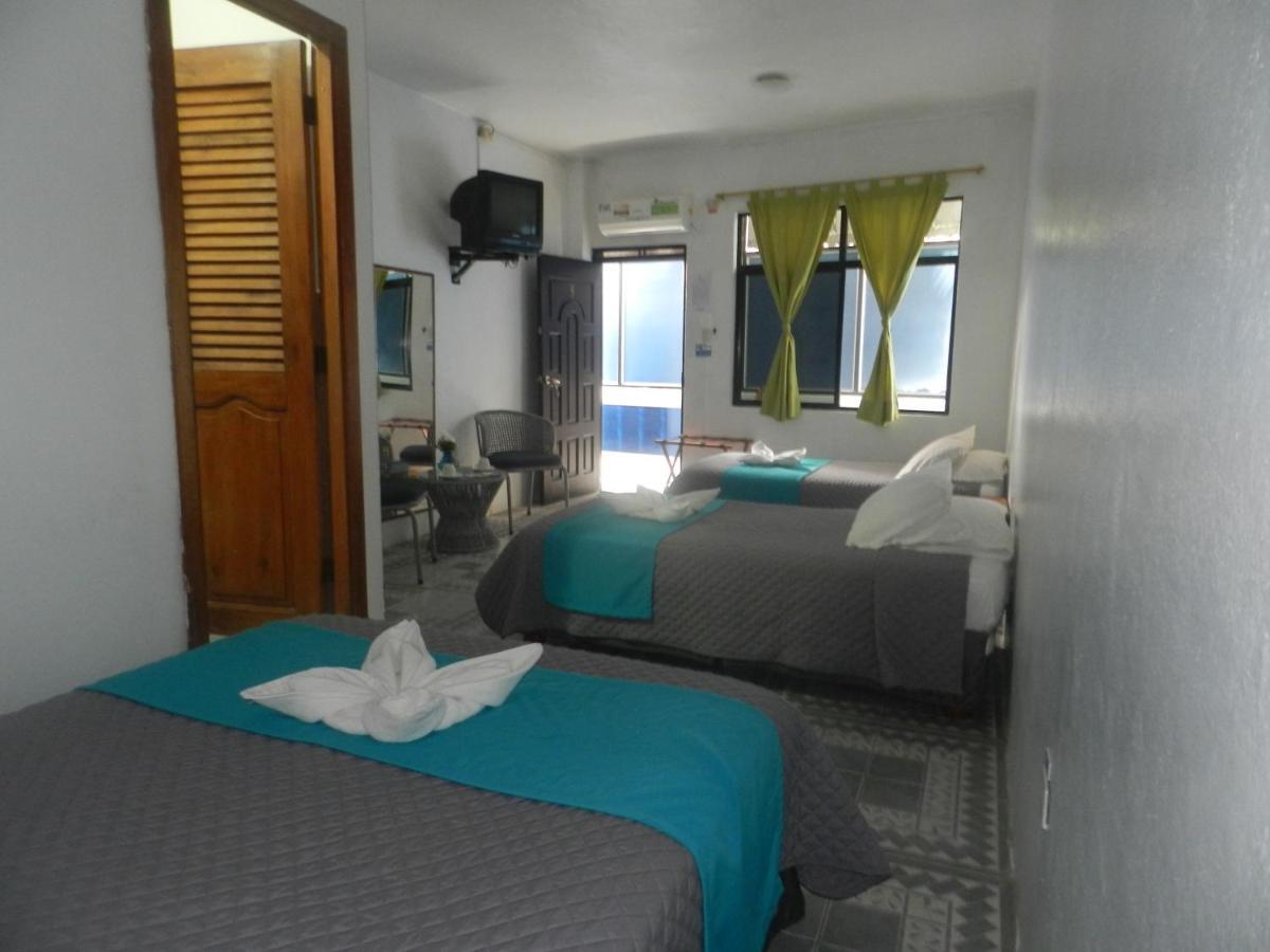 פורטו איורה Hostal Gardner Galapagos מראה חיצוני תמונה