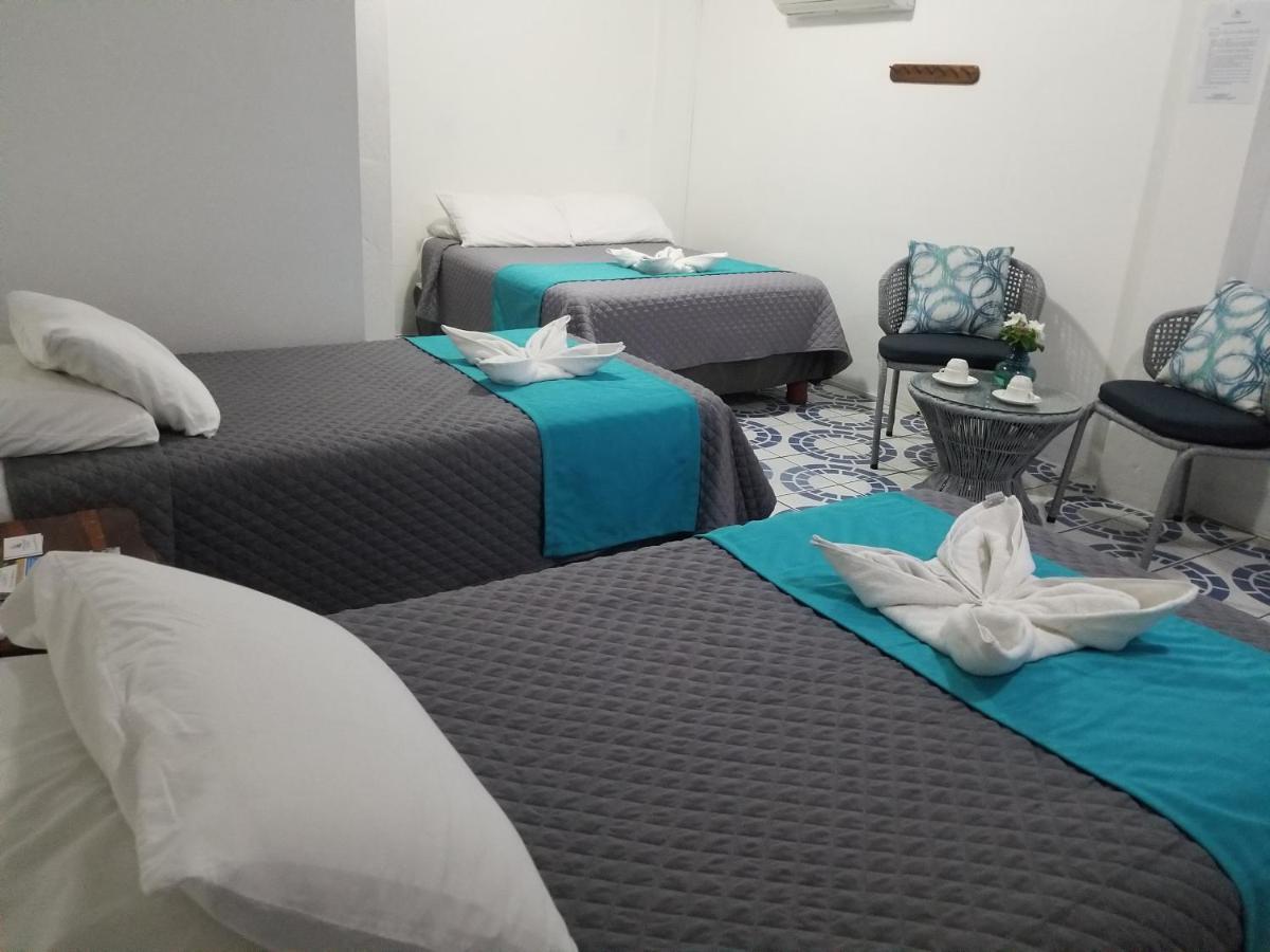 פורטו איורה Hostal Gardner Galapagos מראה חיצוני תמונה